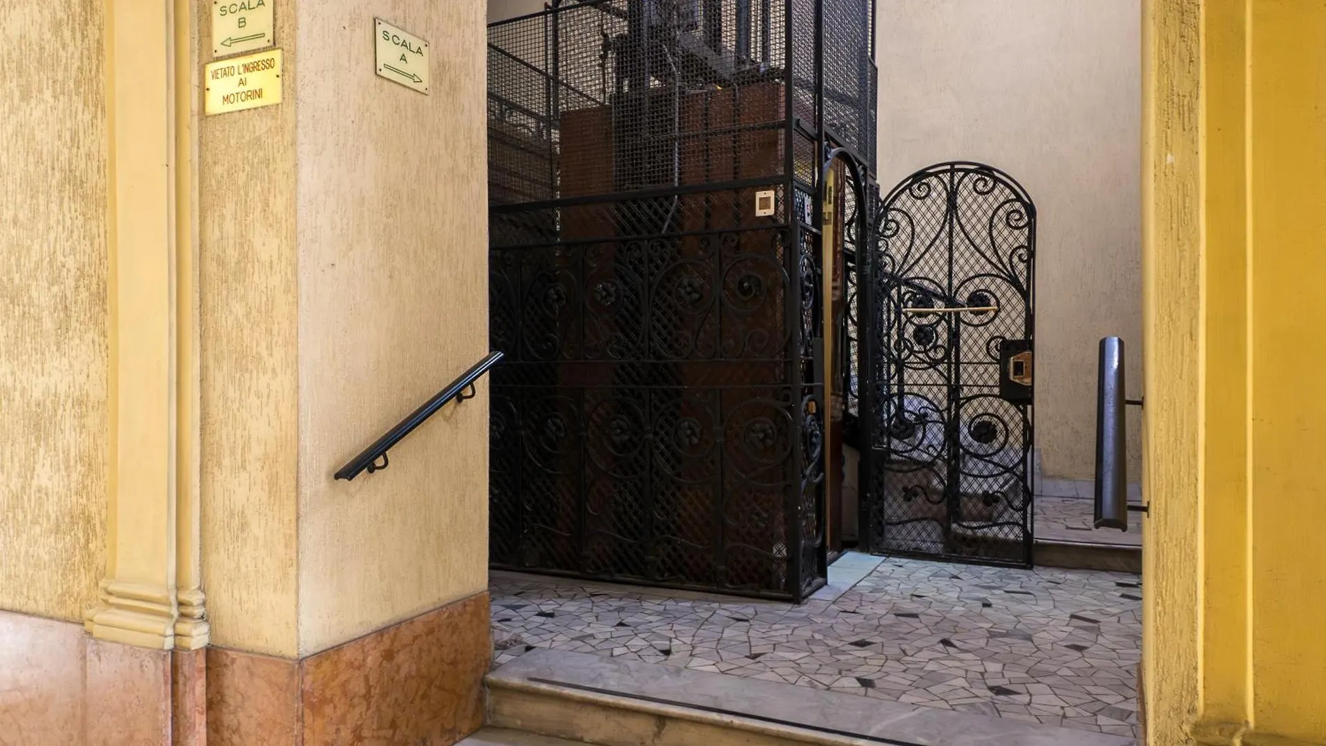 Mega Royal Suite Rome
