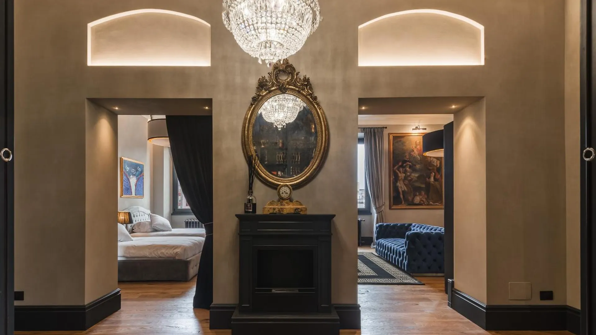 Mega Royal Suite Rome 0*,