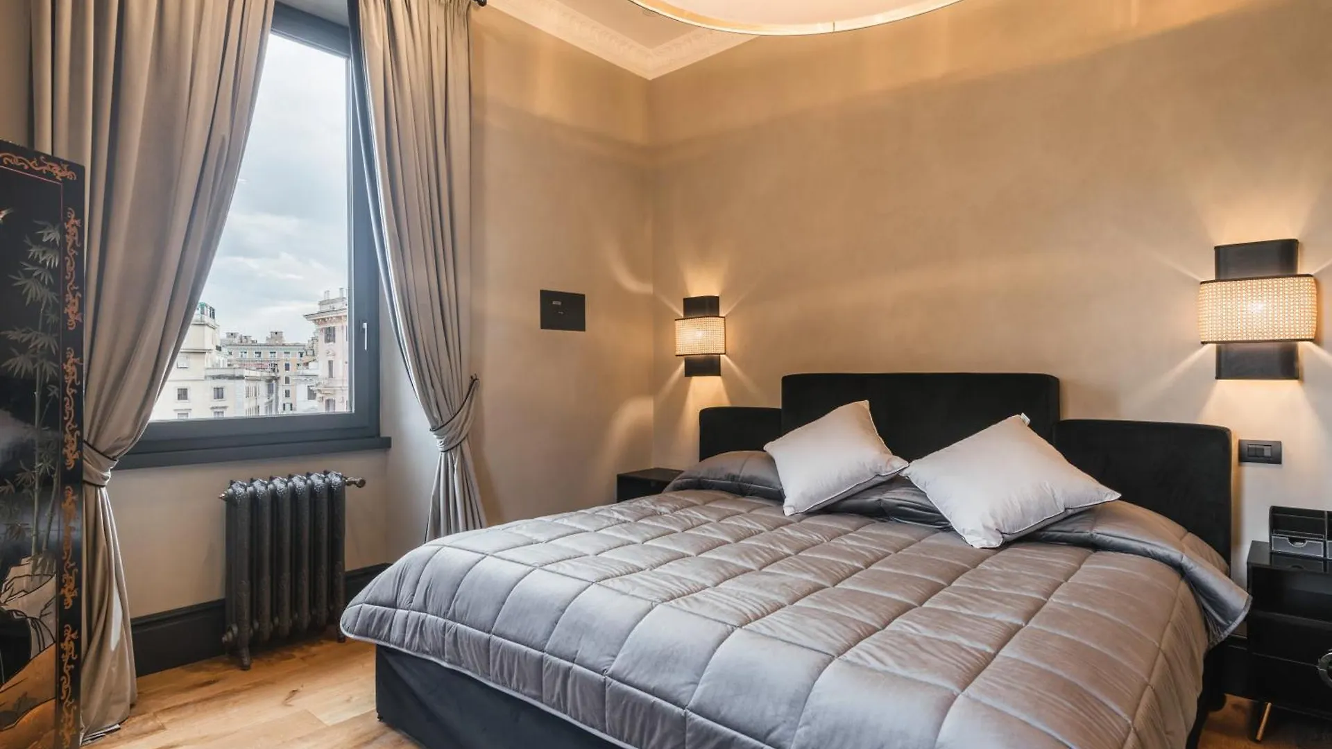 Mega Royal Suite Rome Italy